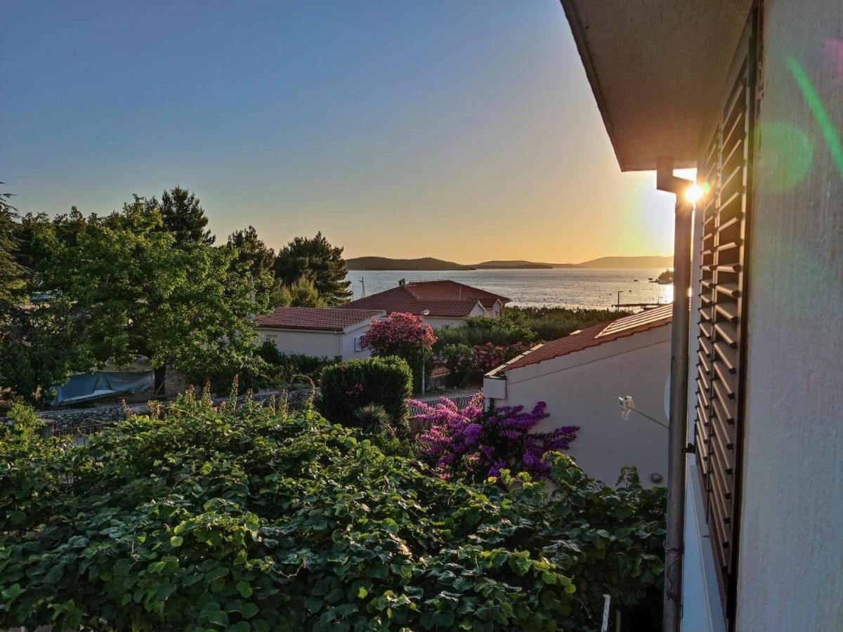 Apartamento Fun&Sun Žaborić Exterior foto